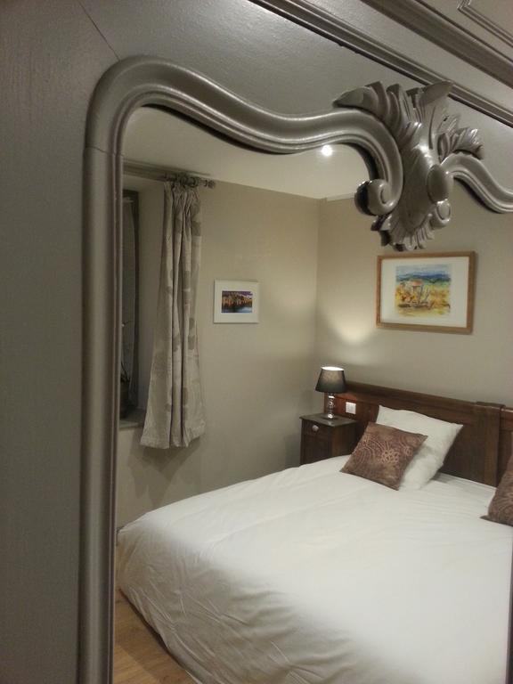Bed and Breakfast Relais St Jacques - Roanne Saint-Haon-le-Châtel Habitación foto