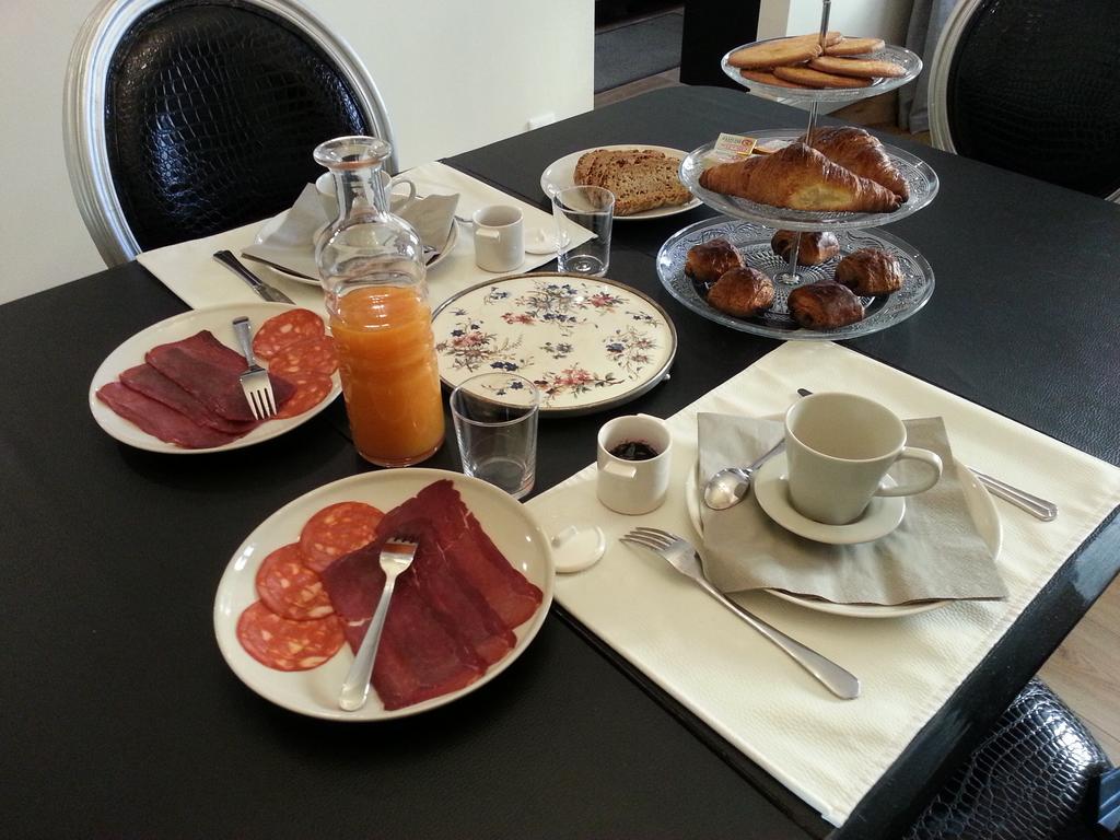 Bed and Breakfast Relais St Jacques - Roanne Saint-Haon-le-Châtel Exterior foto